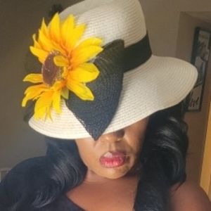 Fall into Fall With This Eye Catching Sun Flower Center Piece Hat!